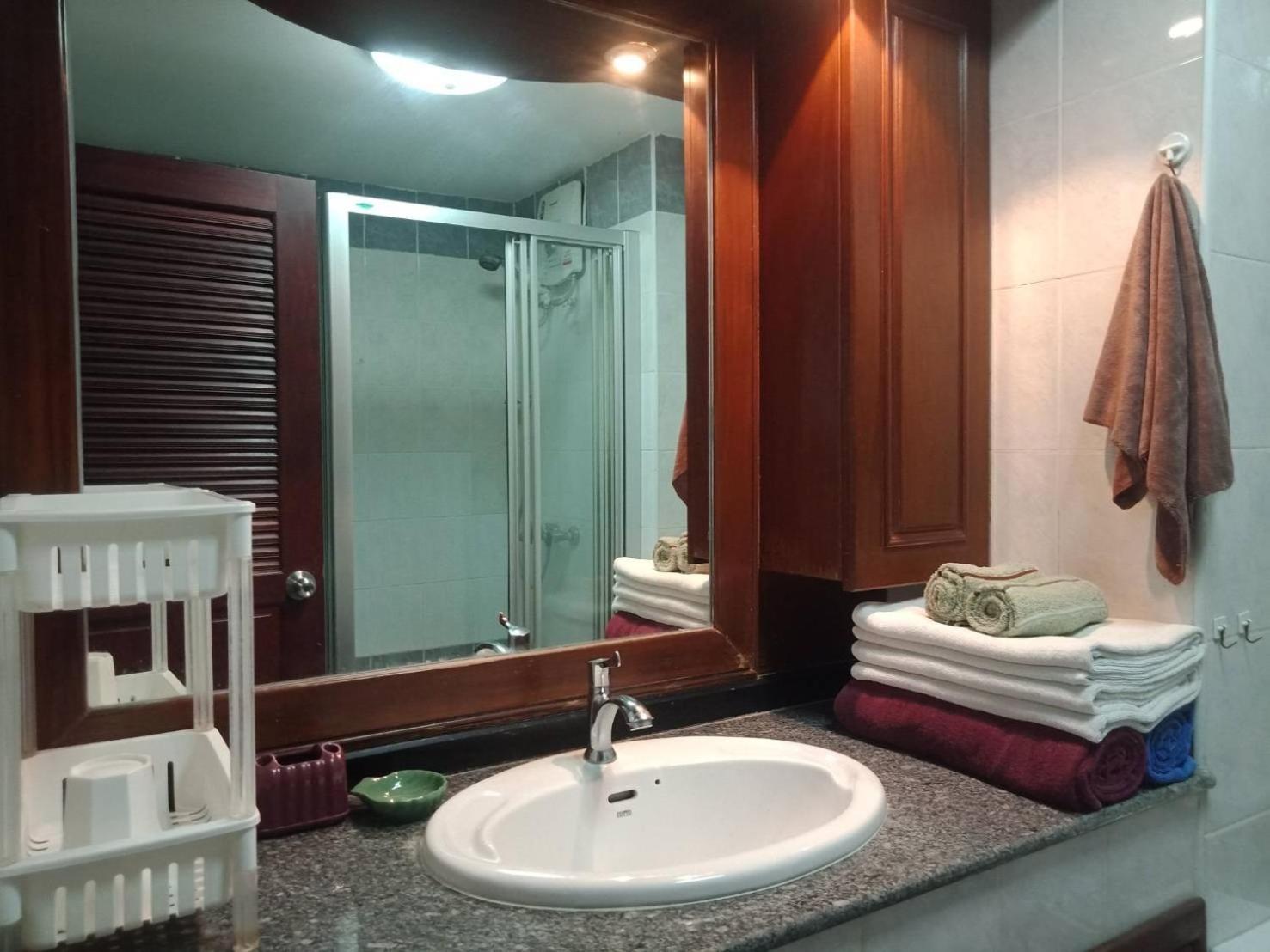 View Talay 2 Suite Apartments Jomtien Beach Buitenkant foto